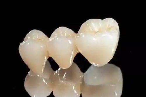 成都锦江区牙科口碑医院排名前十名:团圆口腔、圣贝牙科、极光口腔上榜种牙便宜又好