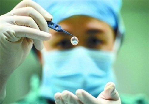 连云港爱尔眼科医院上班时间是怎样安排的？常规、延时服务时间汇总，还有错峰就诊建议！ 