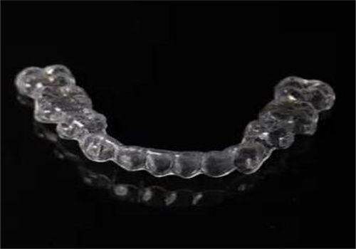 二、深圳华侨医院口腔科价格www.ybbee.com/